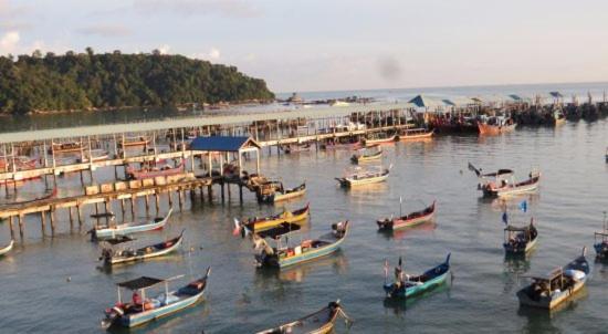 Hotel & Chalet Sportfishing Pnk Teluk Bahang Ngoại thất bức ảnh