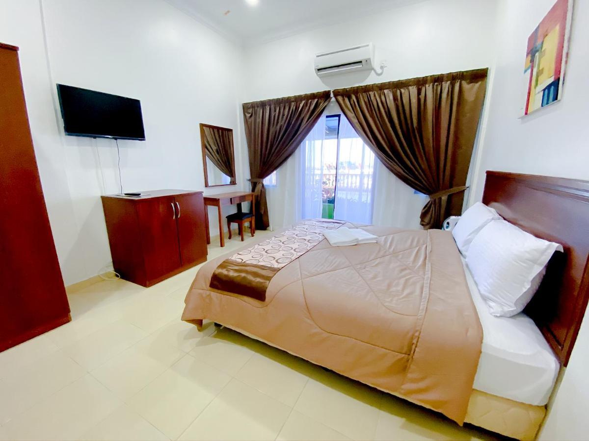 Hotel & Chalet Sportfishing Pnk Teluk Bahang Ngoại thất bức ảnh