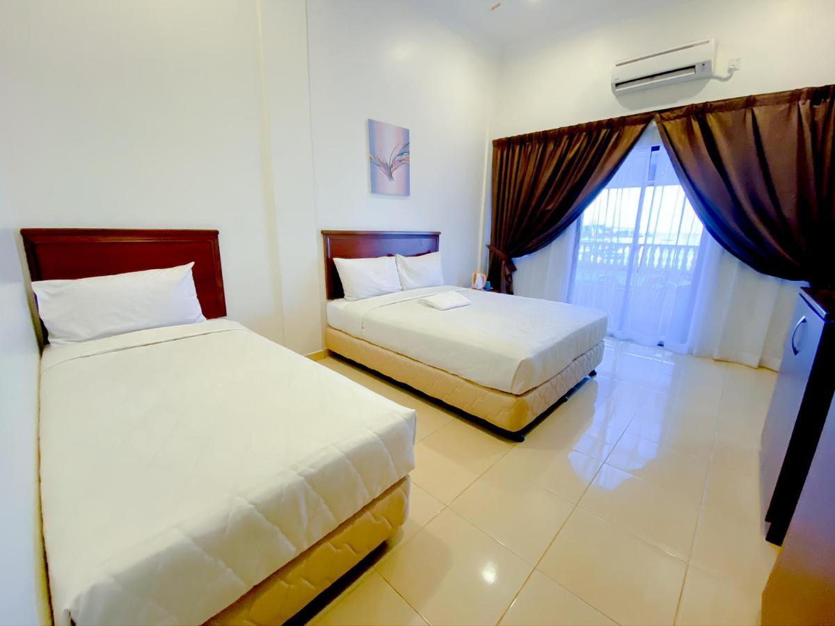 Hotel & Chalet Sportfishing Pnk Teluk Bahang Ngoại thất bức ảnh